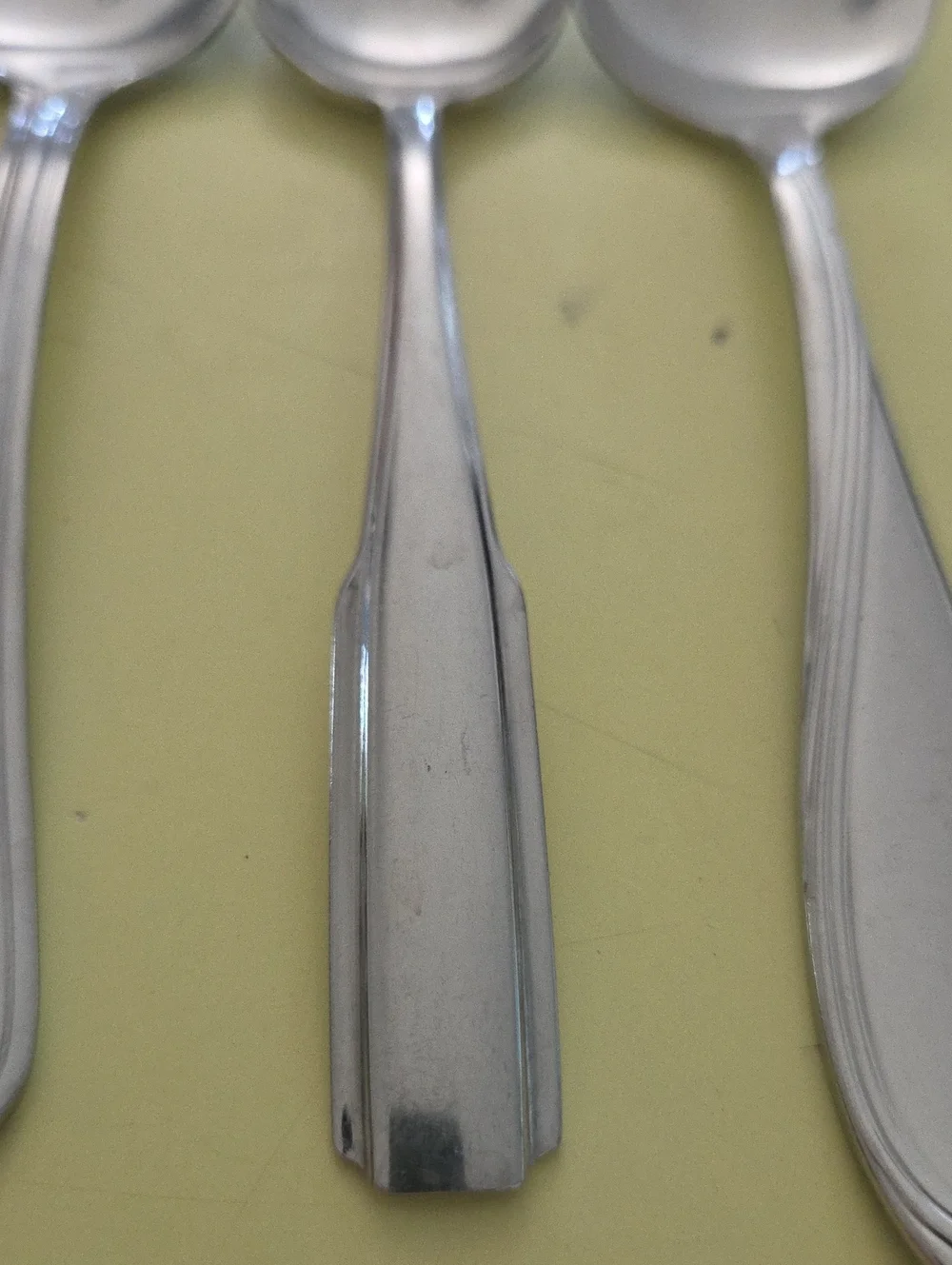 Oneida Stainless Steel 3 Dinner Spoons  Polished Silver Set